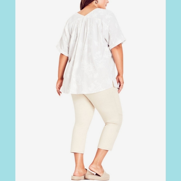 Arna York Collection Plus Size Printed Linen Blend Lace Up Top - Picture 2 of 9